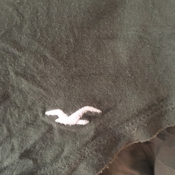 Hollister Lace-up T-shirt - Picture 4 of 5